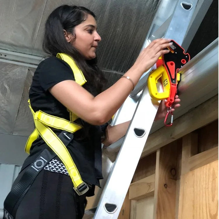 How to Create Ladder Safety Training for Employees